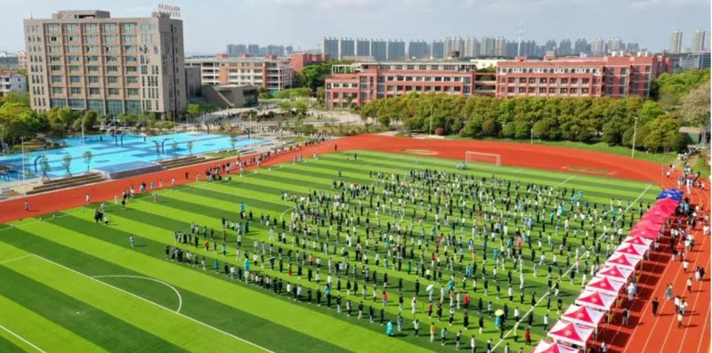 江西2024年女孩子上什么中專好