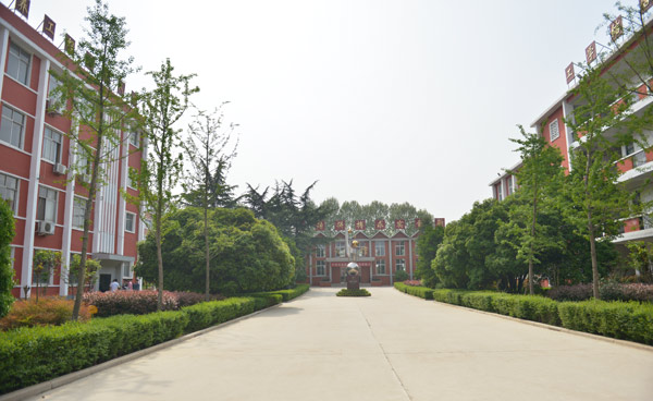 河南2024年中專學(xué)校學(xué)費多少