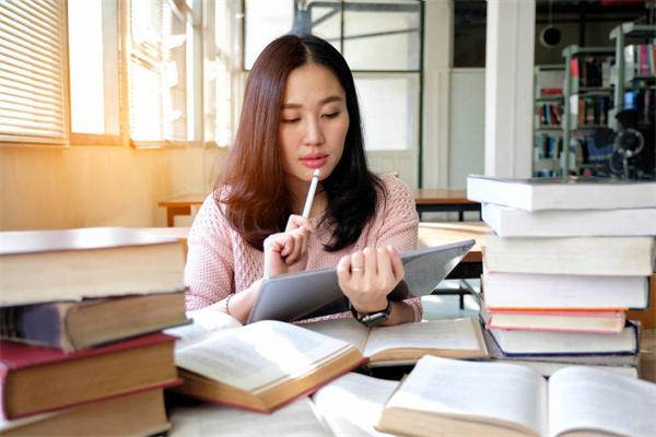 福建中醫(yī)藥大學獎學金有多少錢