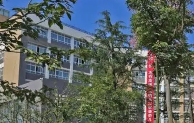 遵義技師學(xué)院網(wǎng)站網(wǎng)址主頁(yè)