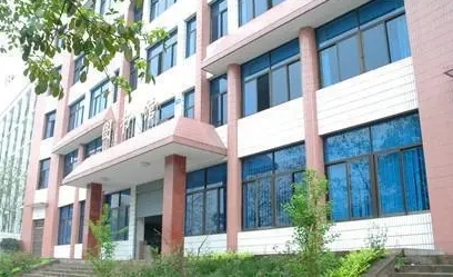 重慶市青木關(guān)中學(xué)校怎么樣、好不好