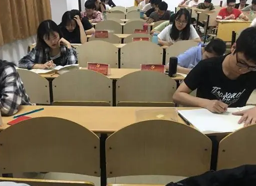 男生單招怎么選擇專業(yè)？學(xué)什么專業(yè)比較好