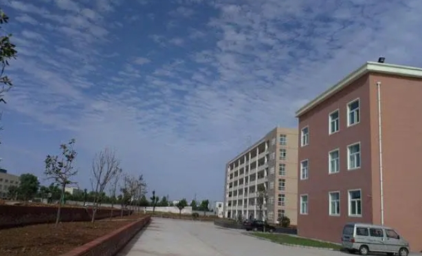 洛陽市中等職業(yè)學校高新校區(qū)網站網址主頁
