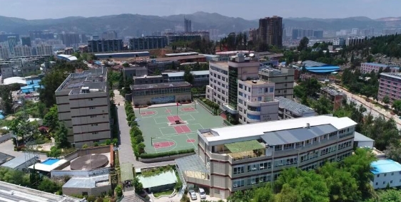 云南2025年職高和鐵路學(xué)校有哪些區(qū)別