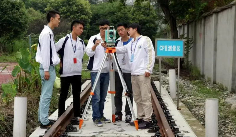 四川2025年哪所鐵路學校比較好就業(yè)