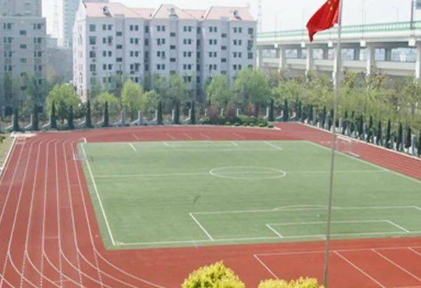 鄭州市信息技術(shù)學(xué)校組織開(kāi)展冬至主題班會(huì)活動(dòng)